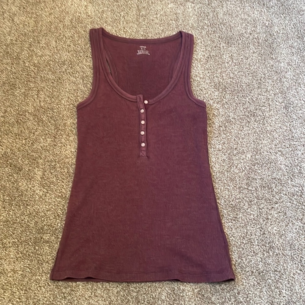 Maroon tank top
